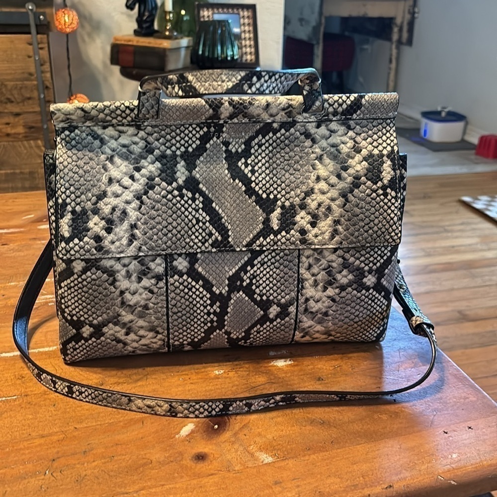 Tory Burch Block T Satchel Snakeskin 🐍 - Picture 4 of 16